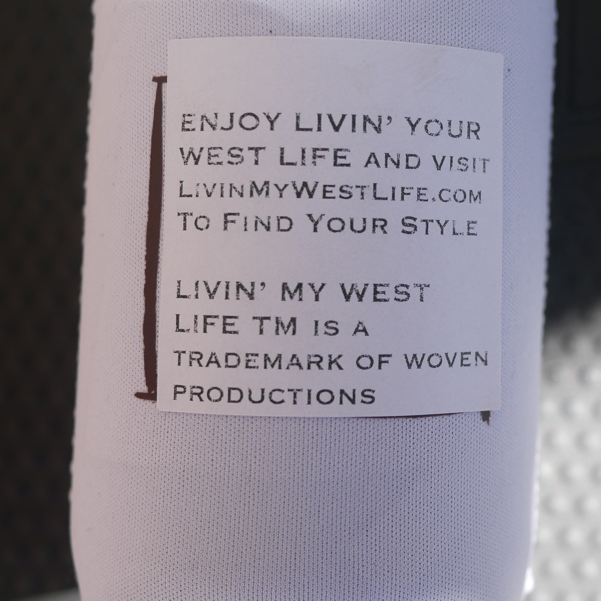 LIVIN' BEVERAGE COOZIE