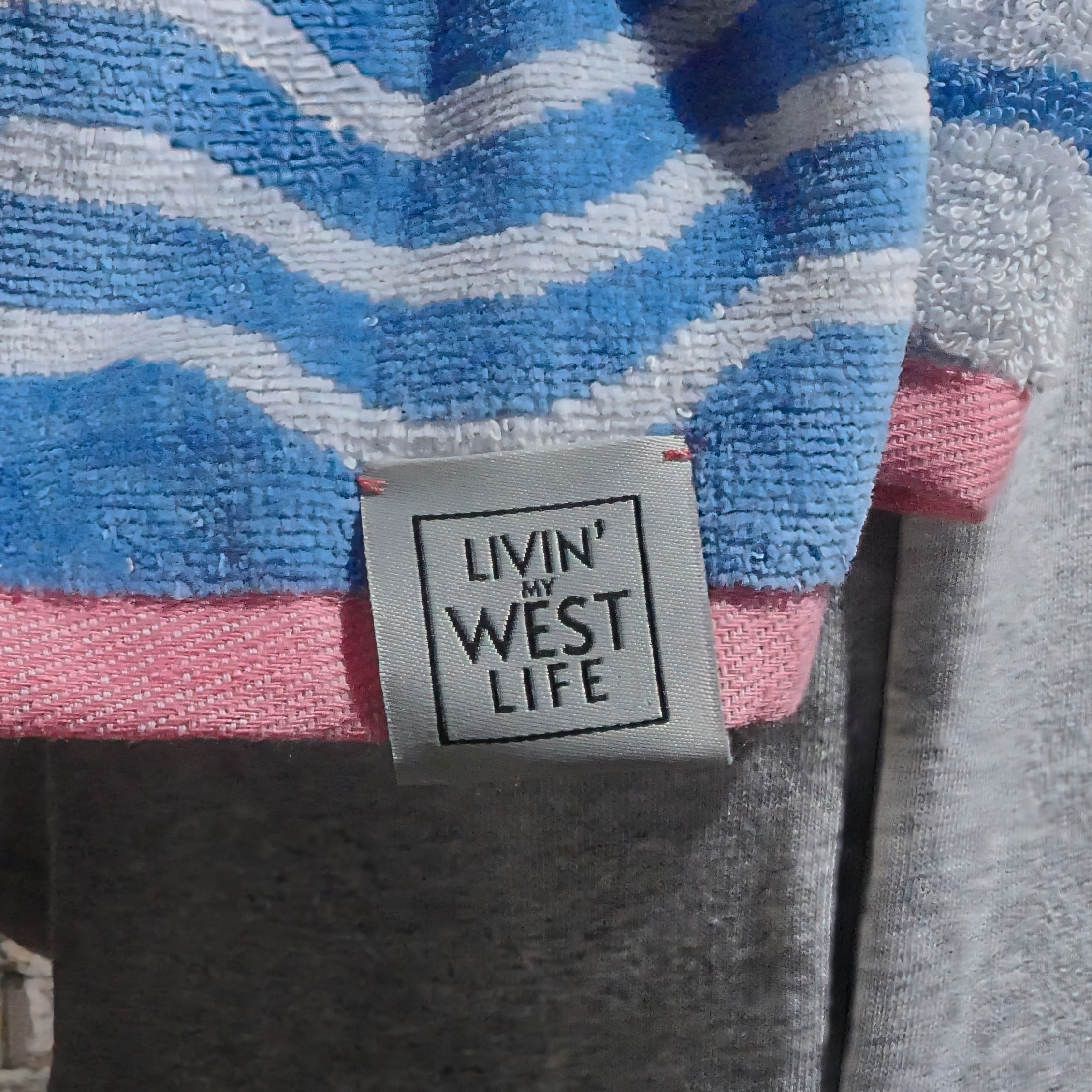 LIVIN' OVERSIZED WESTERN PATTERN BEACH TOWEL 36" x 72"
