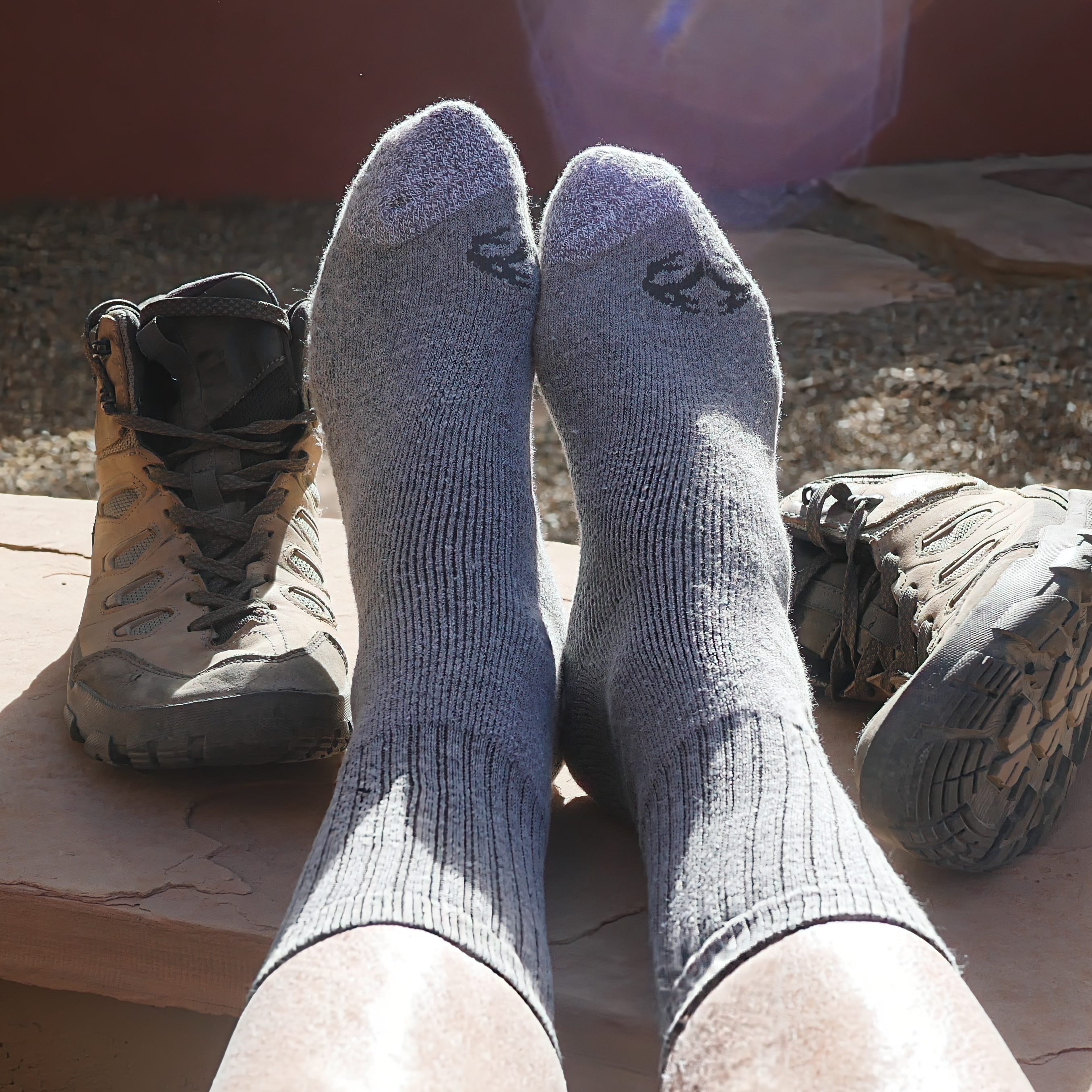 LIVIN' ADVENTURE SOCKS; TWO PAIR (GREY/BLUE) MEN'S 6-12