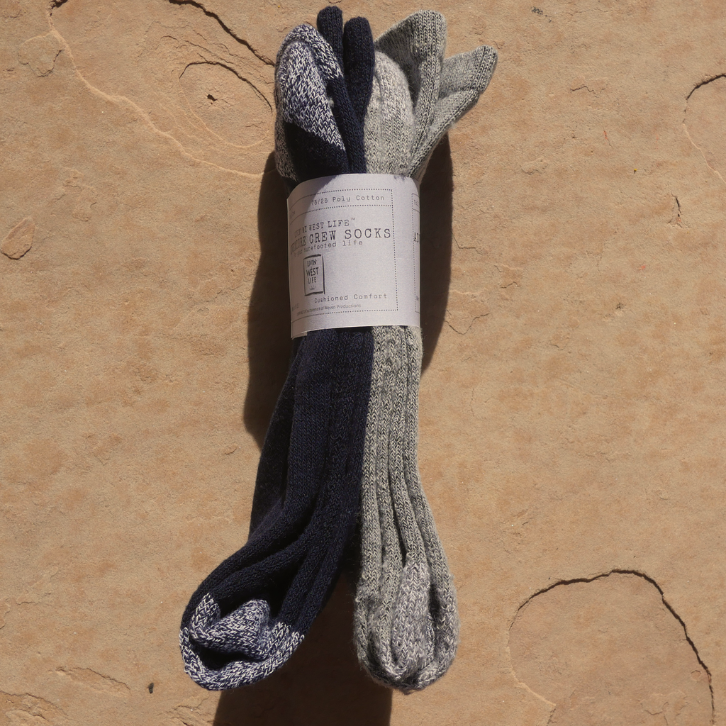 LIVIN' ADVENTURE SOCKS; TWO PAIR (GREY/BLUE) MEN'S 6-12